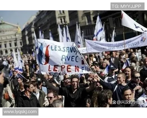 法国足球队黑人球星全解析：从历史传奇到现役新星的辉煌之路